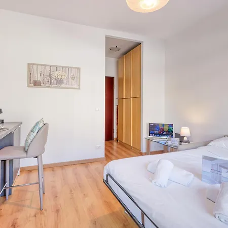 Apartment Casa Miraflores - Sanremo Wifi A/C - Happy Rentals Sanremo