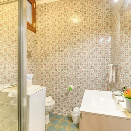 Casa Miraflores - Sanremo Wifi A/C - Happy Rentals * Sanremo